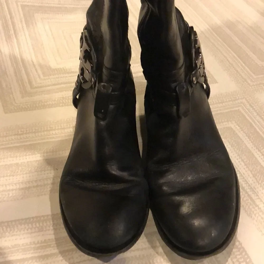Tory Burch Aaden Black Leather Riding Boots Size 6 Silver Logo Tall Knee High